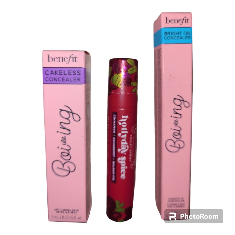 Makeup Bundle Benefit Boiing Concealer s and room spray too!